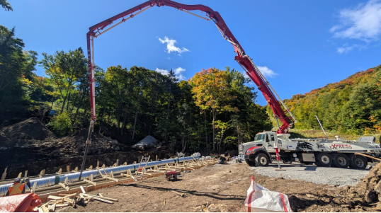 Pompage de Béton Express - Services de pompage à Saint-Jérôme pour résidentiel et commercial
